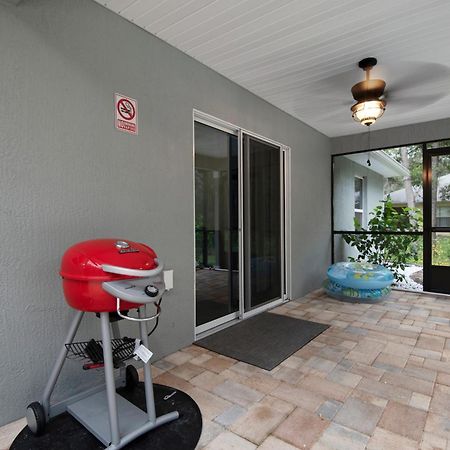 Pet-Friendly, Heated Pool, Close To Everything 3 Bedroom Home ダネロン エクステリア 写真